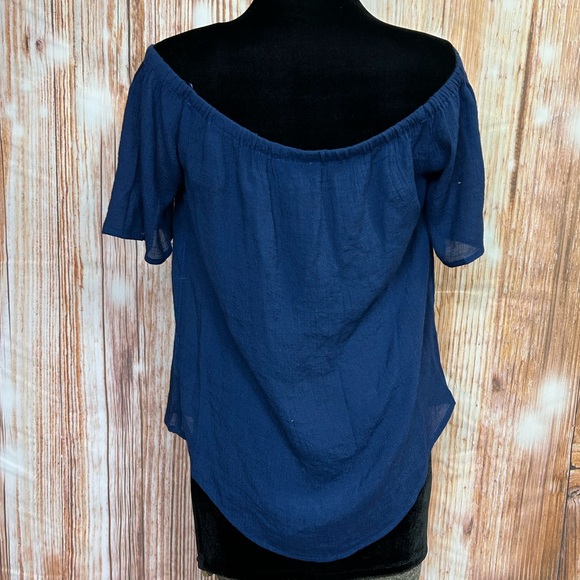 EM Embroidered Off-The-Shoulder Peasant Top - Picture 4 of 8